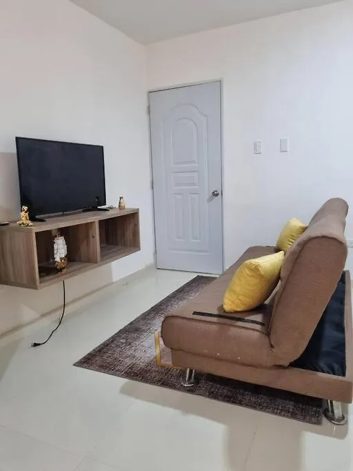 Condominio Santo Domingo 0*,
